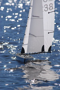 A CR914 Sailing Off the Wind